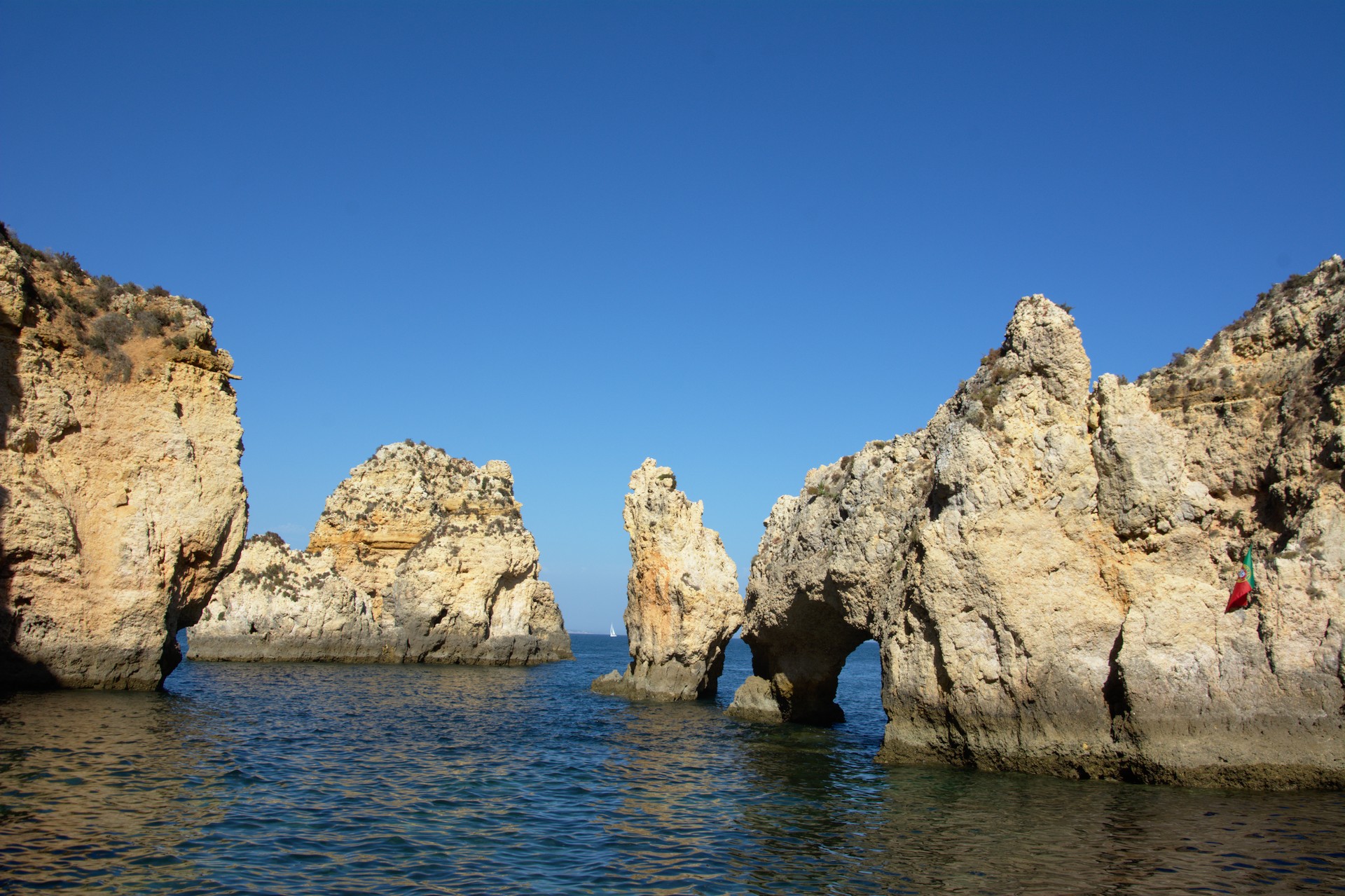 PORTUGAL: FOLLOWING THE COAST ALL THE WAY UP
