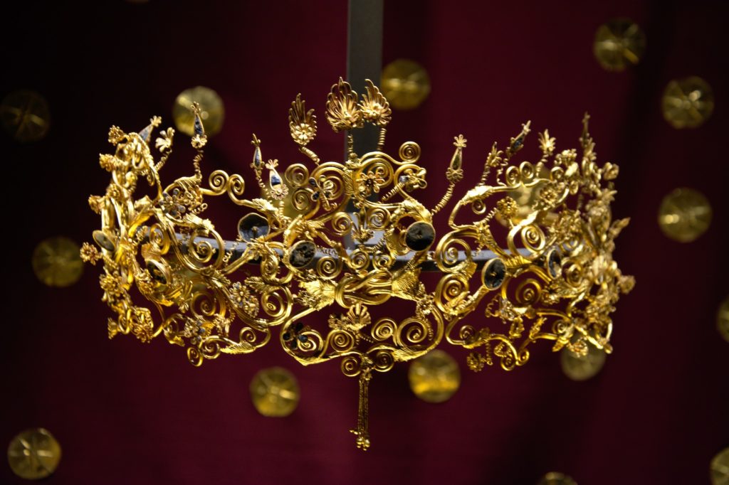 Gold diadem